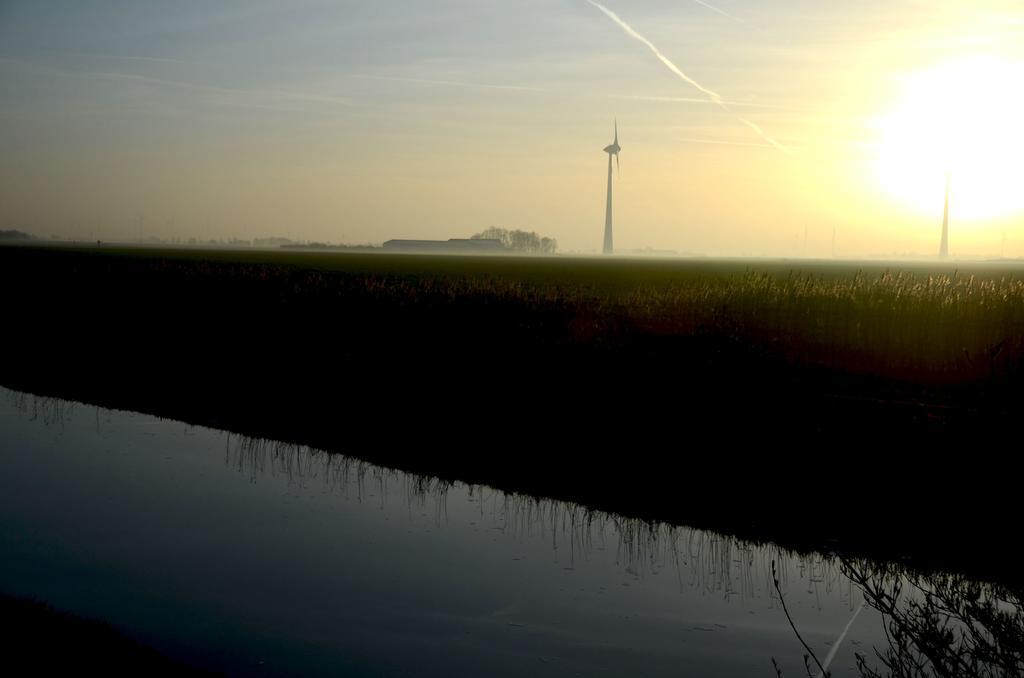 Am Alten Hafen Neuharlingersiel Exterior photo