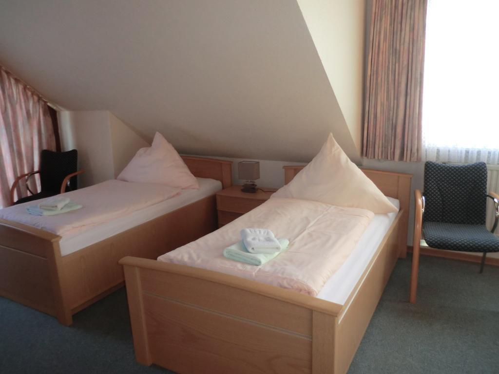 Am Alten Hafen Neuharlingersiel Room photo