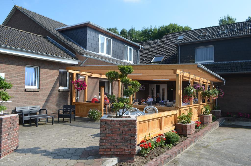 Am Alten Hafen Neuharlingersiel Exterior photo